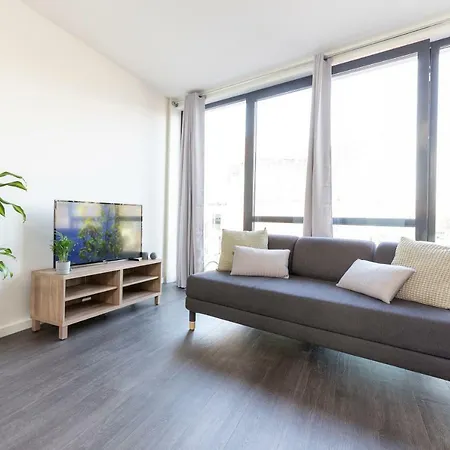 Retreat To Quite Newly Build Centre Family 20a